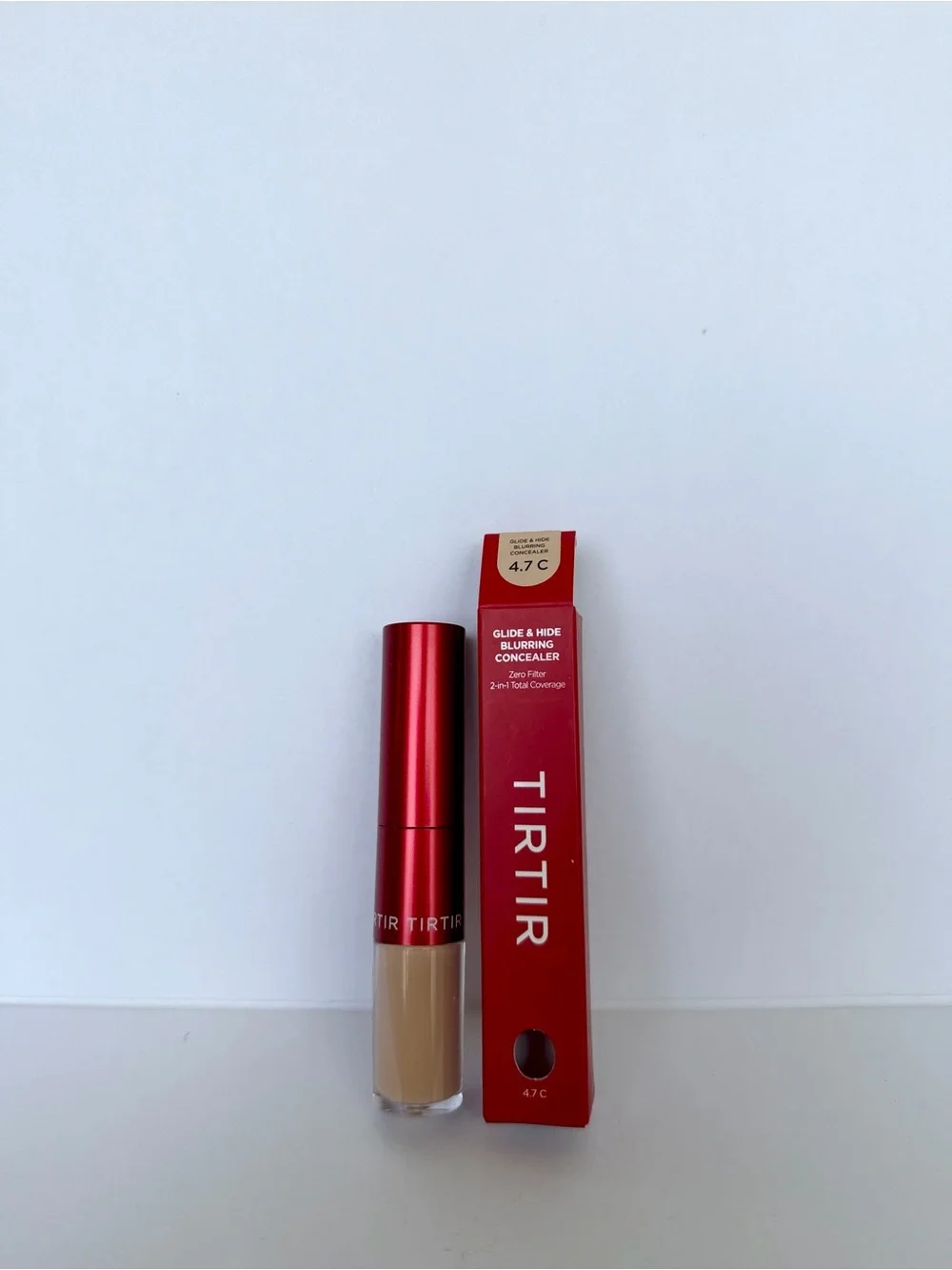Tirtir Glide & Hide Blurring Concealer - 4.7C Beige